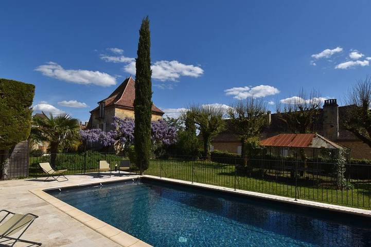 Maison de vacances pour 8 personnes, avec jardin et jacuzzi à Domme
