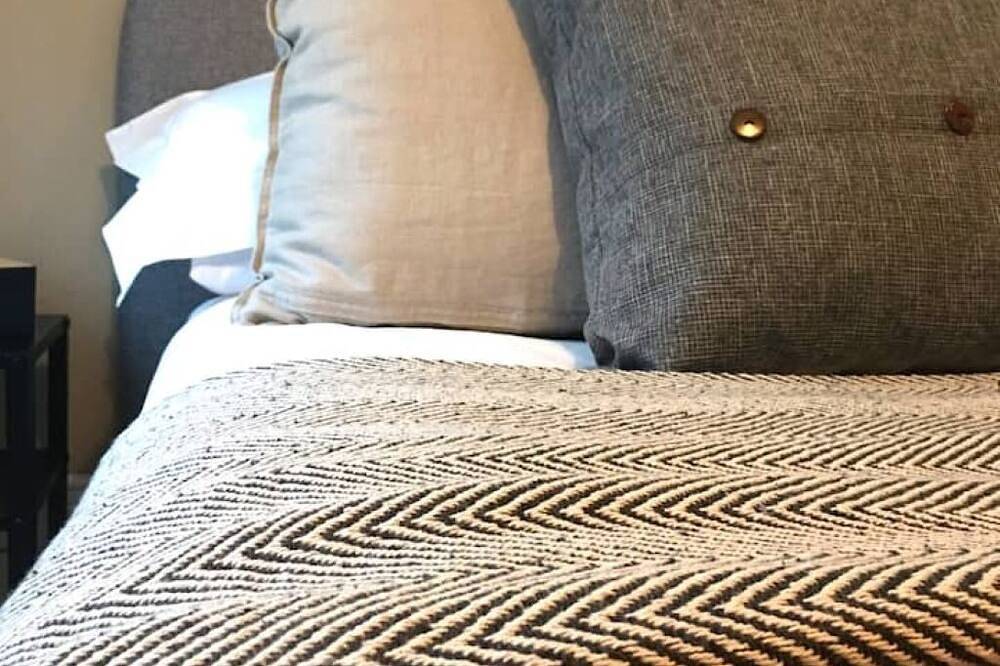 Upscale Bright Boutique Cottage Central St Albans 8 min to train - 20 min London in Hertfordshire