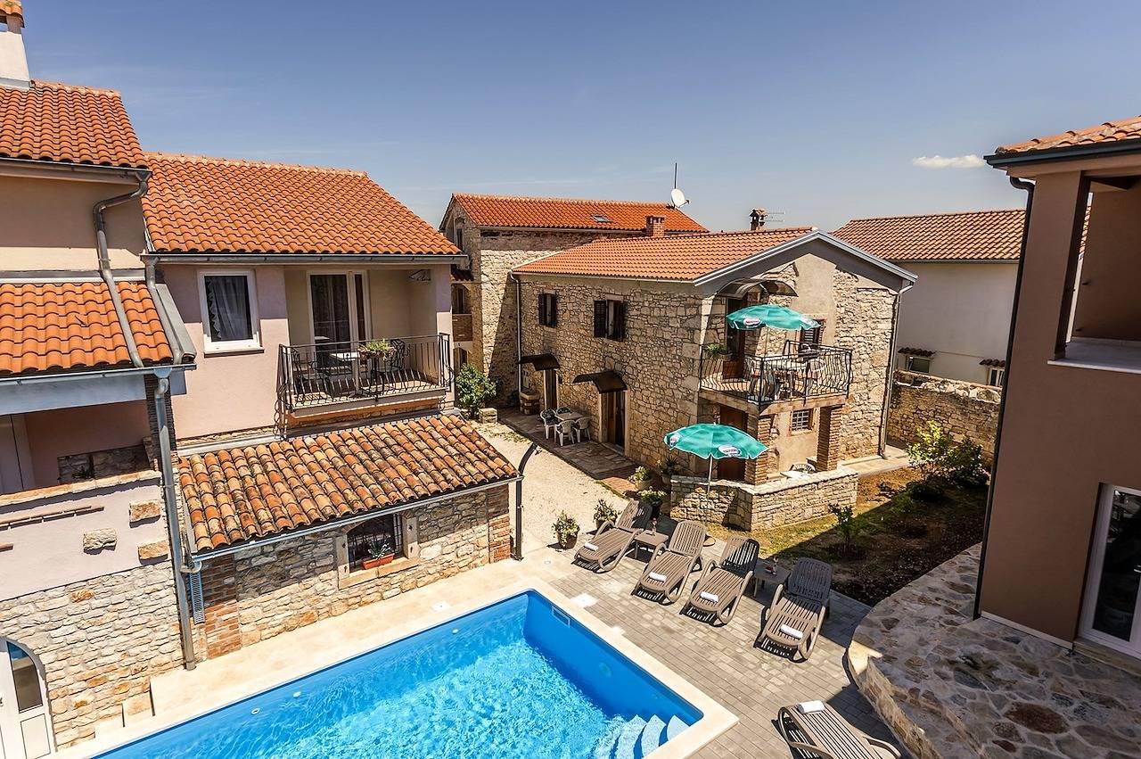 Ganze Wohnung, Erdgeschosswohnung Fiorela I in Villa Valtrazza in Tar (Kroatien), Novigrad