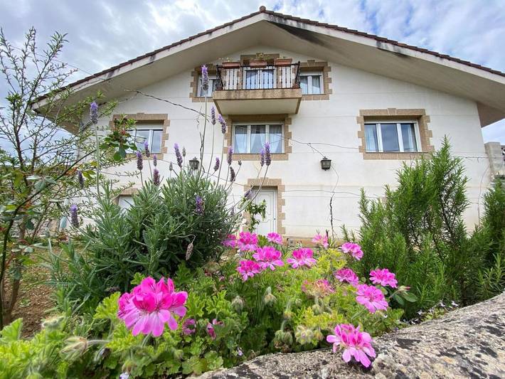 Casa de vacaciones para 10 personas, con vistas y terraza, Se admiten mascotas - 1