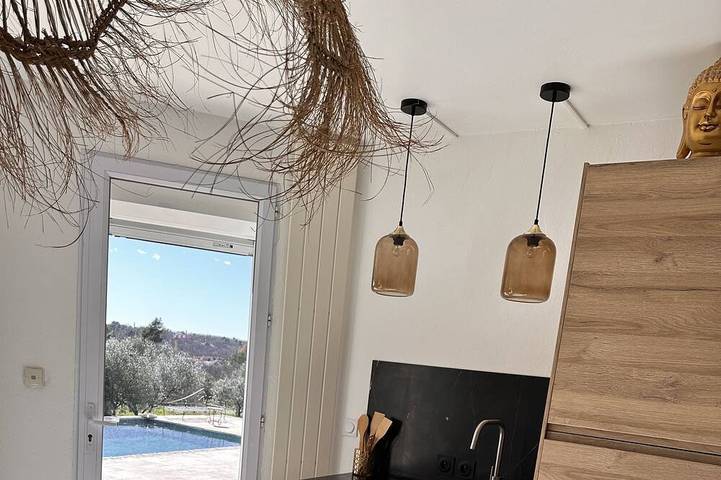 Chambre d’hôte pour 3 personnes, avec jardin et piscine à Saint-Cézaire-sur-Siagne - 2