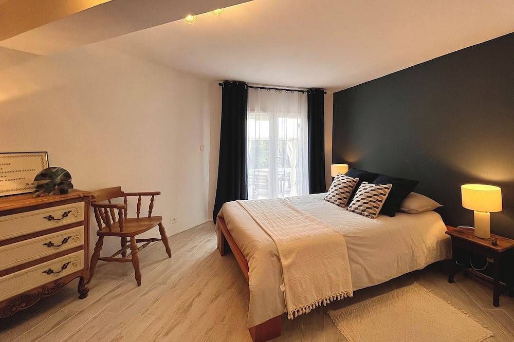 Apartamento entero, Charming 2-room villa 5 minutes from the golf courses, near the sea and mountains in Le Rouret, Region de Cannes