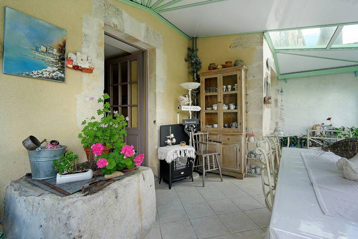 Habitación Hermione con terraza compartida, jardín común y Wi-Fi in Pont-l'Abbé-d'Arnoult, Saintes region