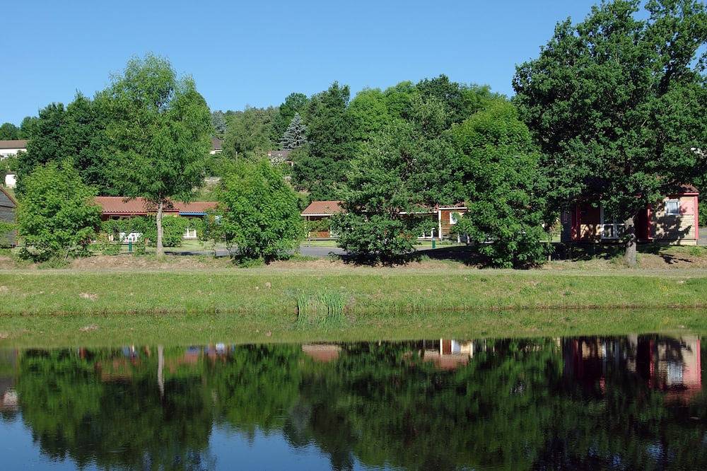 Chalet 6P Grand Confort-Berghütte-Eigenes Badezimmer-Elitär-Seeblick in Arlanc, Regionaler Naturpark Livradois-Forez