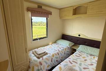 Glamping for 4 People in Isle of Anglesey, North-Wales, Photo 4