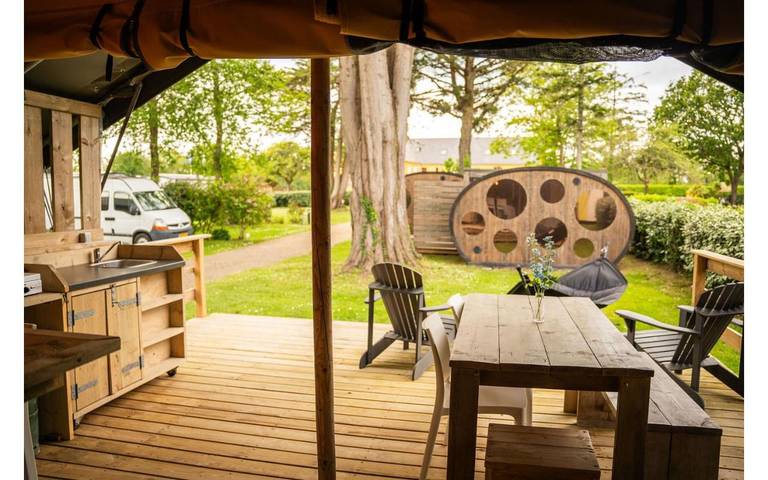 Tente pour 4 personnes, avec Terrasse et Jardin ainsi que Piscine et Vue dans le Finistère - 4