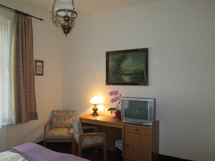 Ganze Ferienwohnung, Standard Doppelzimmer Dusche/Wc,Tv, in Kössen, Kaiserwinkl