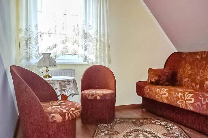 Haustierfreundliches Haus mit 3 Schlafzimmern in Jezierzany in Neuenhagen, Amt, Powiat Sławieński