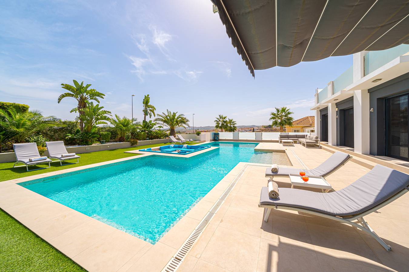 Villa Torremendo (8p) with pool at Costa Blanca in Orihuela, Alicante Provincie