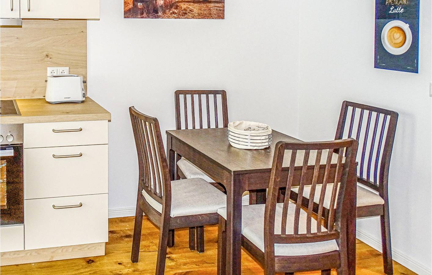 Entire holiday apartment, Cozy Lakeside Apartment near Malchow Center in Malchow, Fleesensee