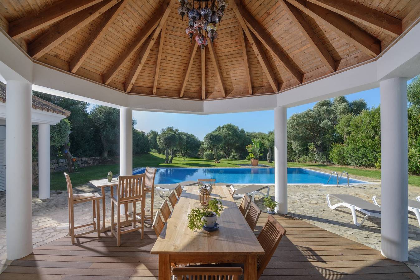 Villa "Lara" con piscina privada y Wi-Fi in Benalup-Casas Viejas, Costa de la Luz