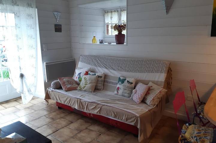 Location de vacances pour 4 personnes, avec terrasse et jardin, animaux acceptés dans Fridefont - 2