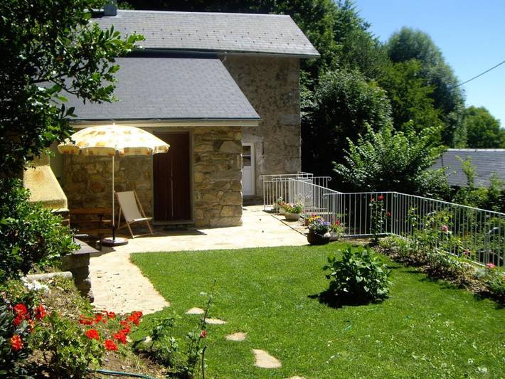 Gîte pour 4 personnes, avec Terrasse et Jardin dans Lac de la Raviège