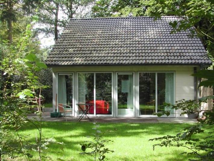 Bungalow für 7 Personen, mit Terrasse und Garten in Friesland