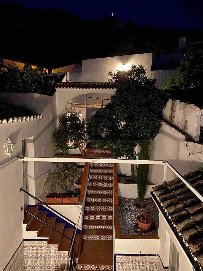 Location de vacances pour 12 personnes, avec piscine ainsi que balcon et vue à Zuheros - 3