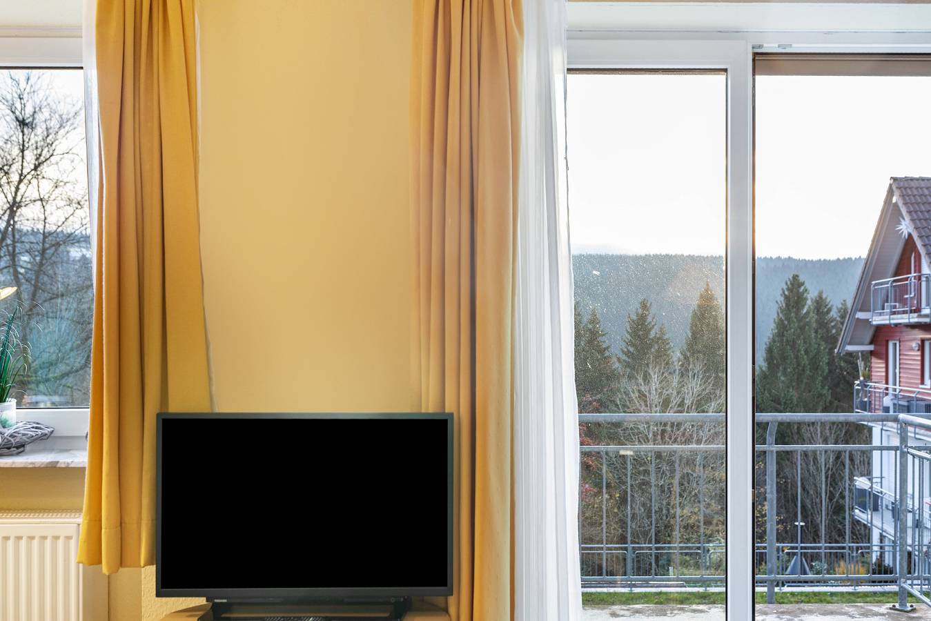Ganze Wohnung, Ferienwohnung 'Tannenblick 1-2' mit Bergblick, Balkon und Wi-Fi in Oberhof, Rennsteig