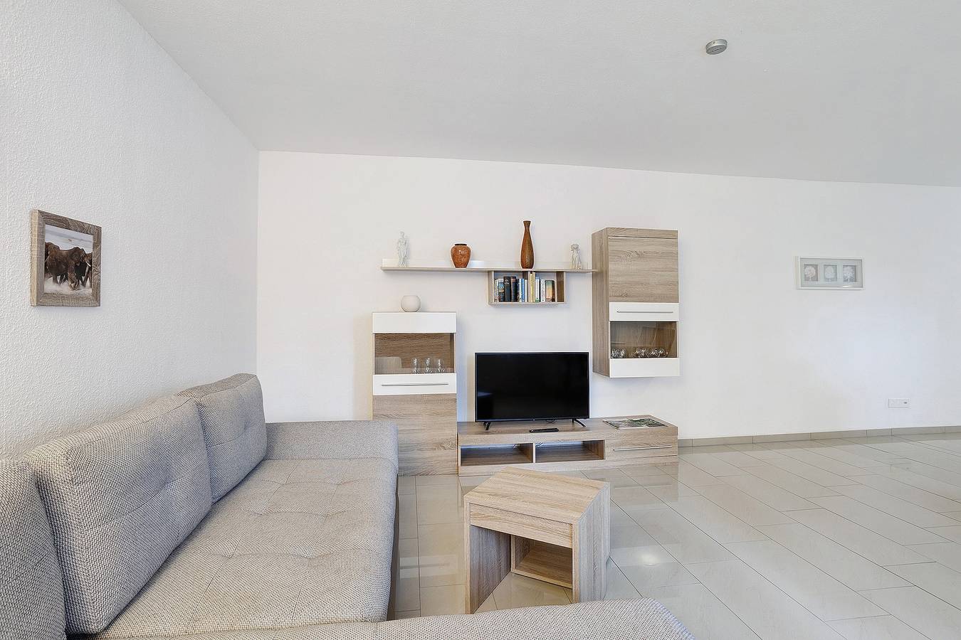 Ganze Wohnung, Ferienwohnung, 60 m² mit Gemeinschaftsterrasse, privatem Garten und Wlan in Balve, Märkischer Kreis