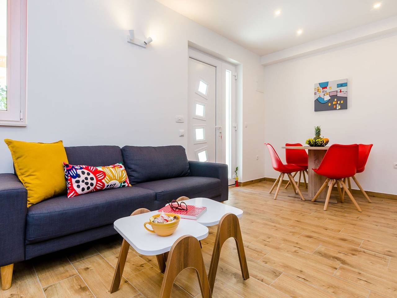 Ganze Wohnung, Apartment Moon River - Two-Bedroom Apartment with Terrace in Mokosica, Dubrovnik-Neretva