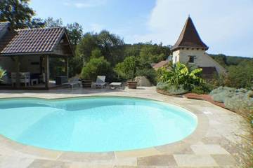 Gîte pour 2 personnes, avec terrasse et jardin dans 
