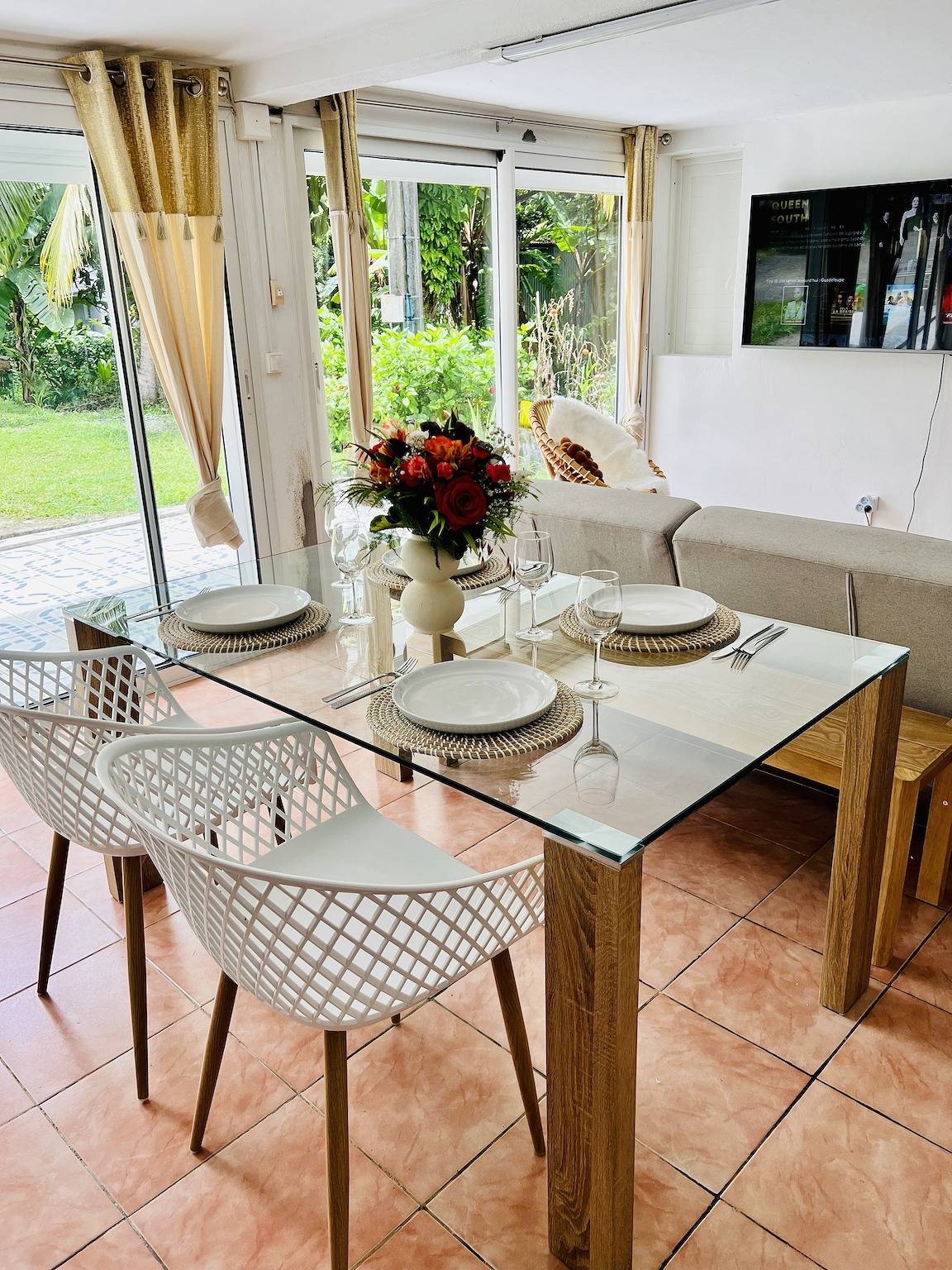 Apartamento entero, Apartamento encantador en Petit-Bourg / 73 m² / Vista al jardín in Petit-Bourg, Guadalupe
