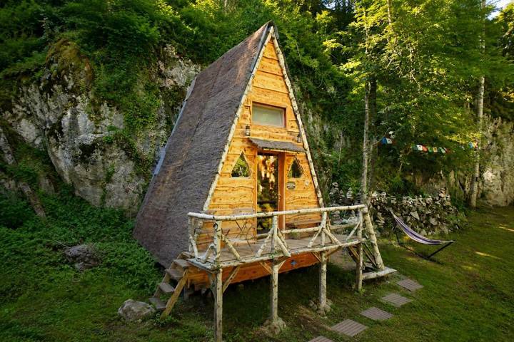 Maison pour 3 personnes, avec Balcon et Terrasse ainsi que Jardin et Sauna à Massat