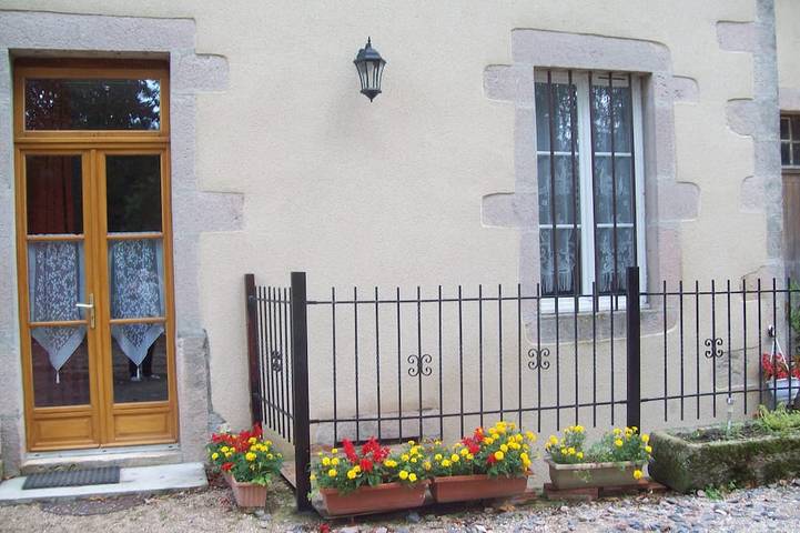 Chalet pour 5 personnes, avec terrasse dans le Parc naturel régional du Morvan