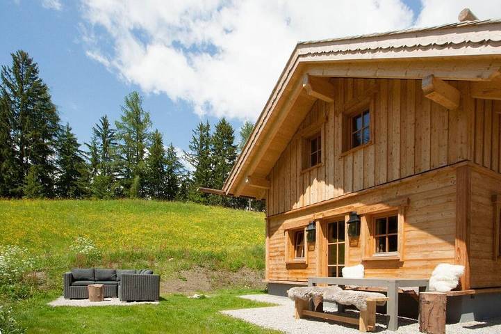 Chalet für 6 Personen, mit Whirlpool und Garten sowie Sauna