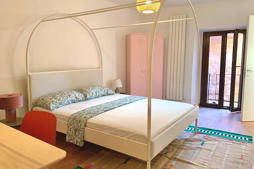 Appartamento intero, Pink House   Inborgo in Acquasparta, Perugia e dintorni