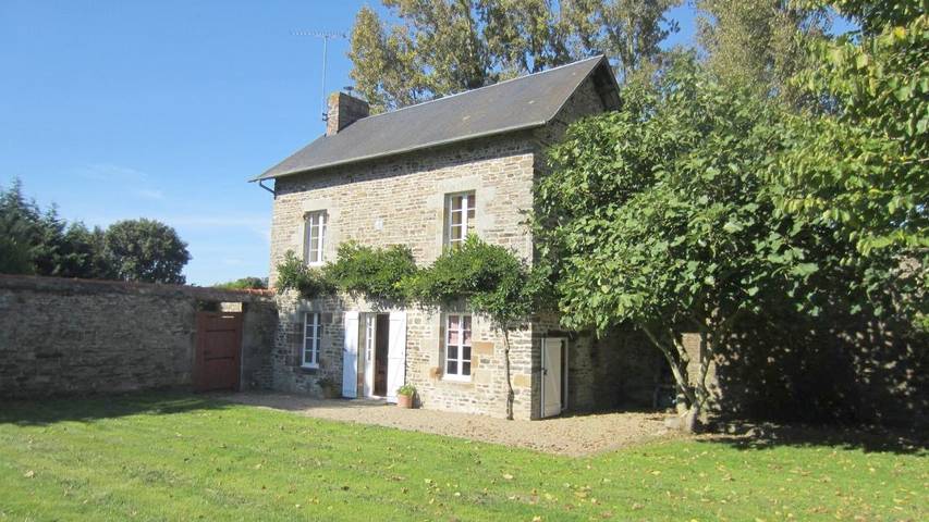 Location de vacances pour 4 personnes, avec jardin ainsi que piscine et vue à Vergoncey - 2