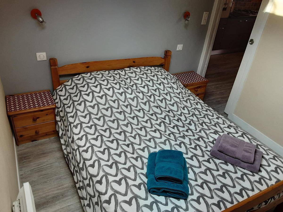 Appartement entier, Coquet T2 avec parking et Clim in Prigonrieux, Périgord Pourpre