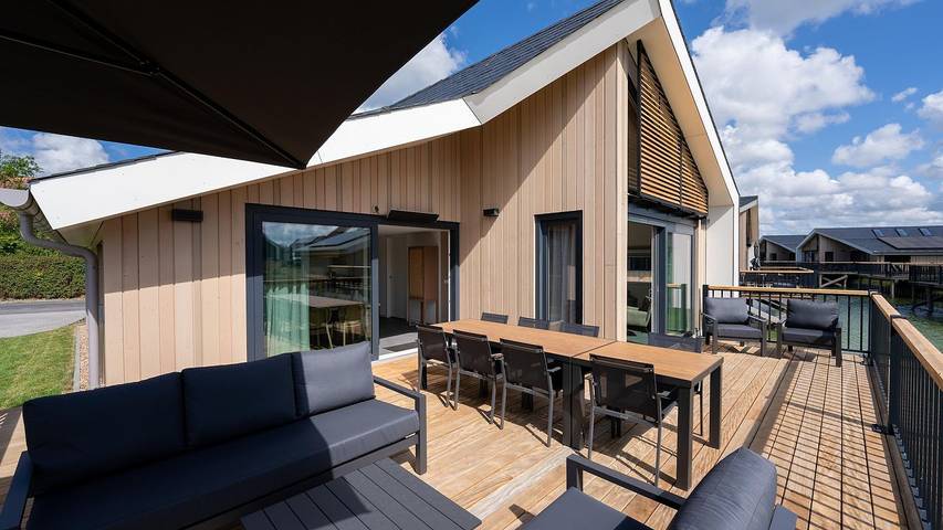 Chalet für 8 Personen, mit Terrasse und Pool sowie Garten in Breskens