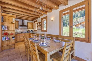 Holiday Rental for 10 People in Chamonix-Mont-Blanc, Massif du Mont-Blanc, Photo 3