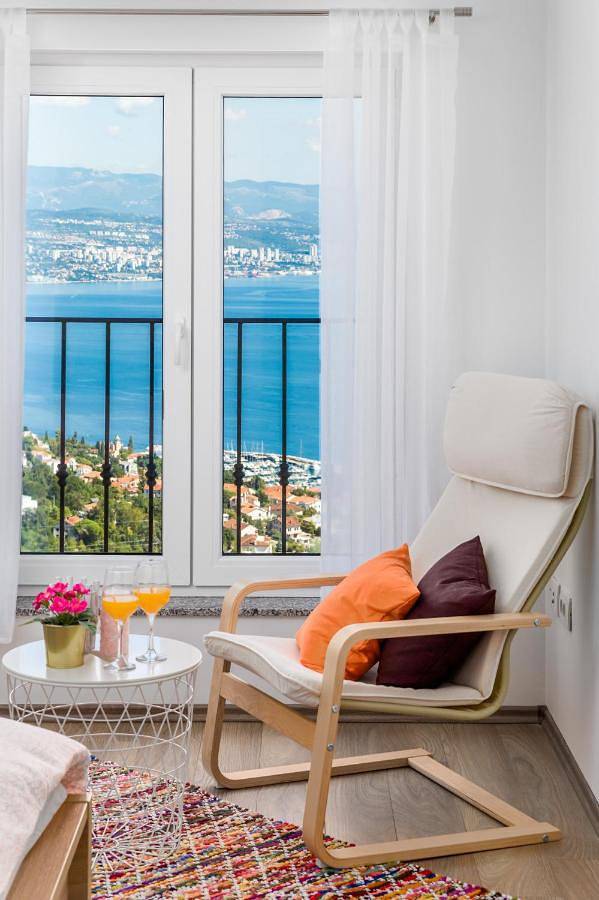 Willa dla 6 osób, z Balkon i Taras oraz Ogród i Basen w Ika