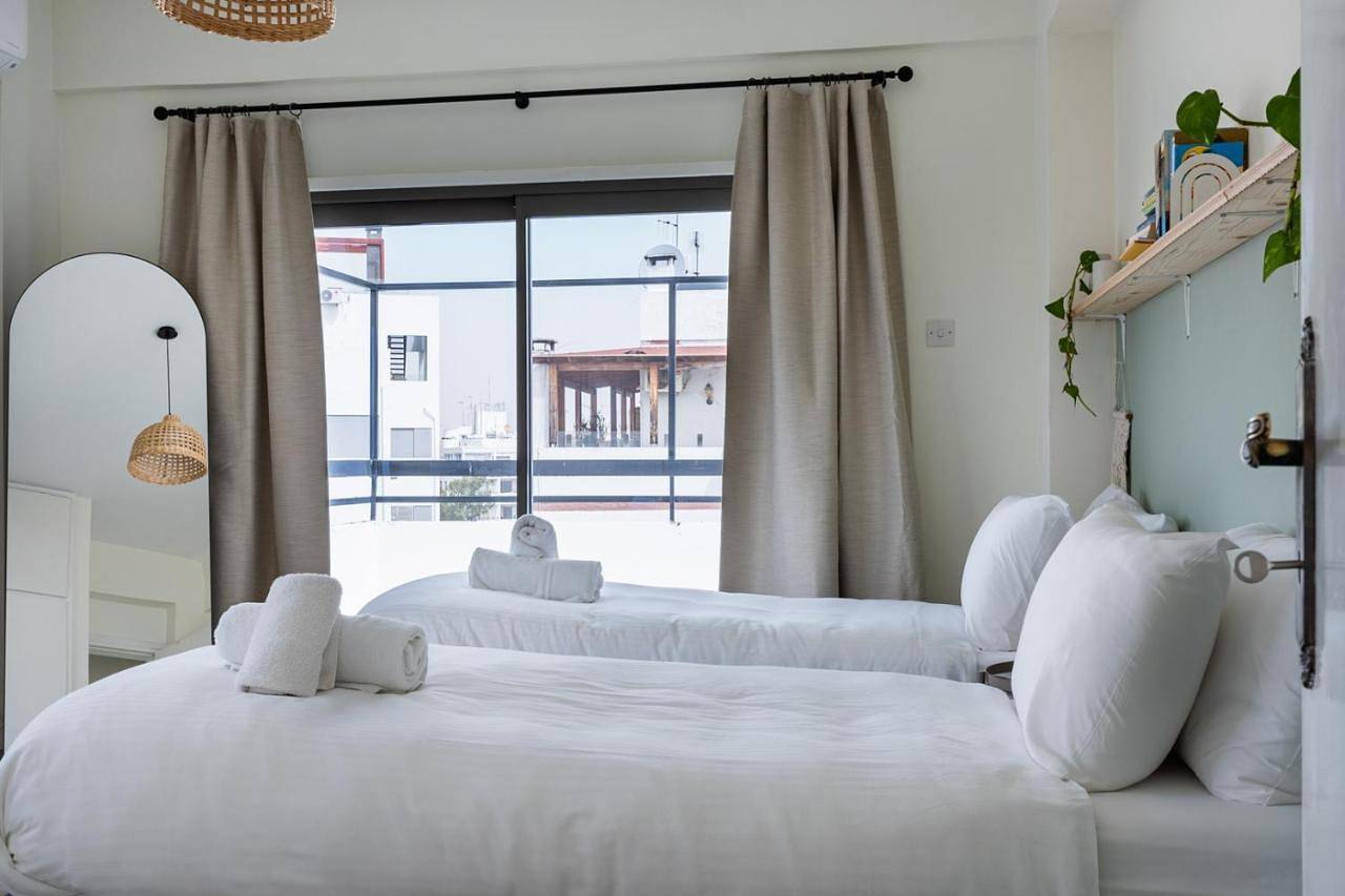 Appartement entier, Elegant 2Br Top Floor Apt w/ Parking in Engomi, Chypre du Sud