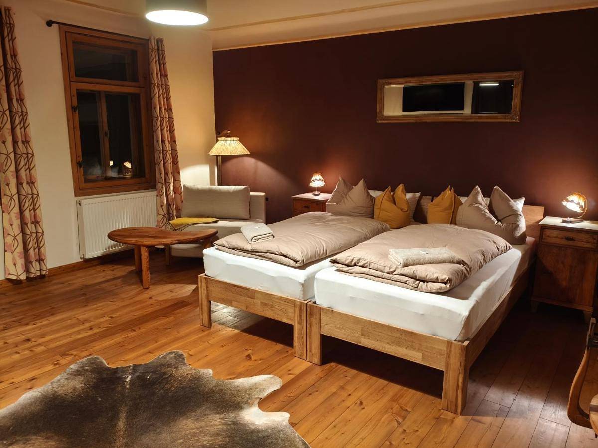 Ganze Wohnung, Pension zum Hirschstein in Greiz, Region Greiz