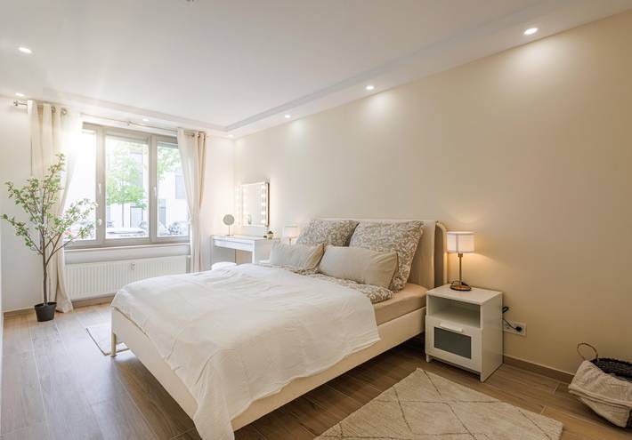 Entire apartment, Apartment 'Wohnung Mit Terrasse Nähe Airport' with Private Terrace and Wi-Fi in Schönefeld (Brandenburg), Schönefeld