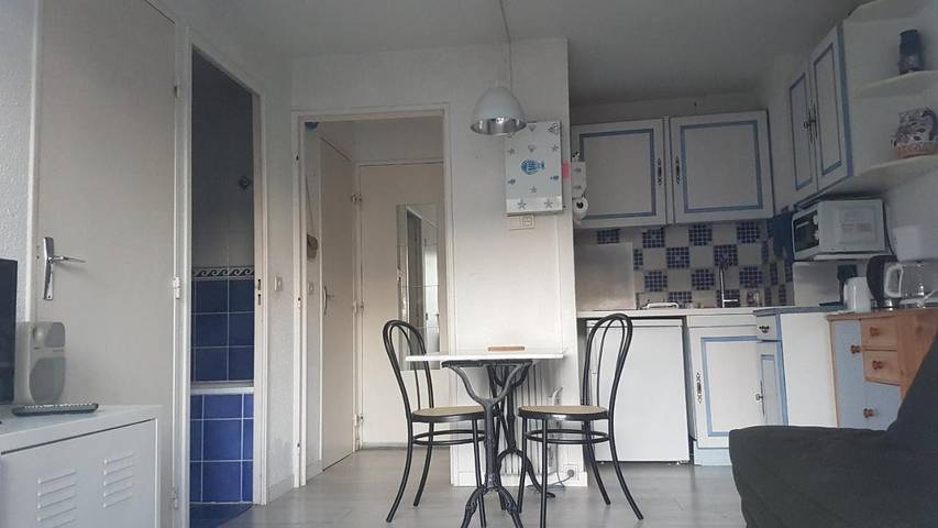 Gîte pour 4 personnes, avec vue ainsi que balcon et piscine dans Port Gregau - 2