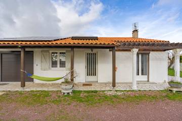 Location de vacances pour 6 personnes, avec jardin à Médis