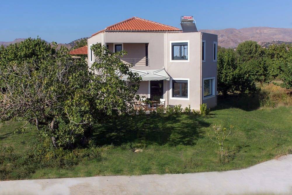 Villa for 6 People in Lesbos