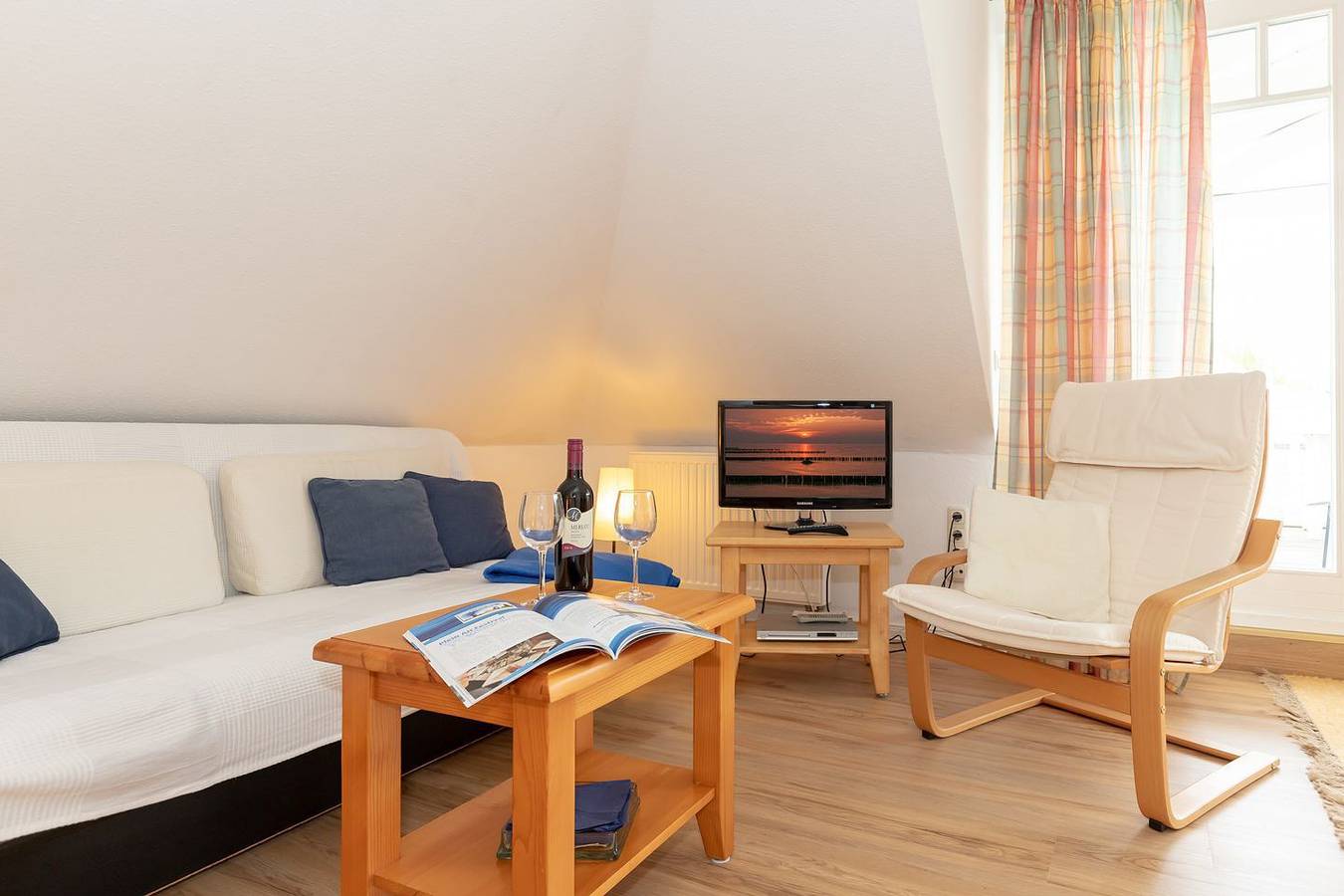 Apartamento entero, Sonnenburg We 17: strandnahe und sehr ruhige 2-Zimmer-Fewo in Ostseebad Kühlungsborn, Kühlungsborn