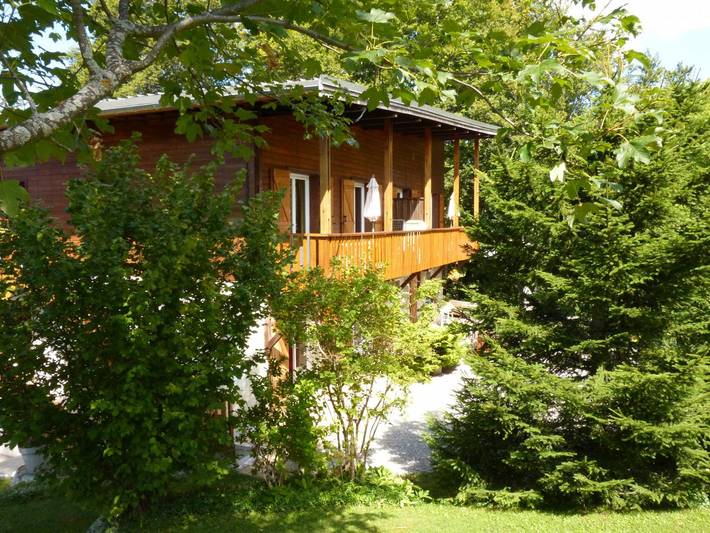 Gîte pour 5 personnes, avec Terrasse ainsi que Jardin et Vue