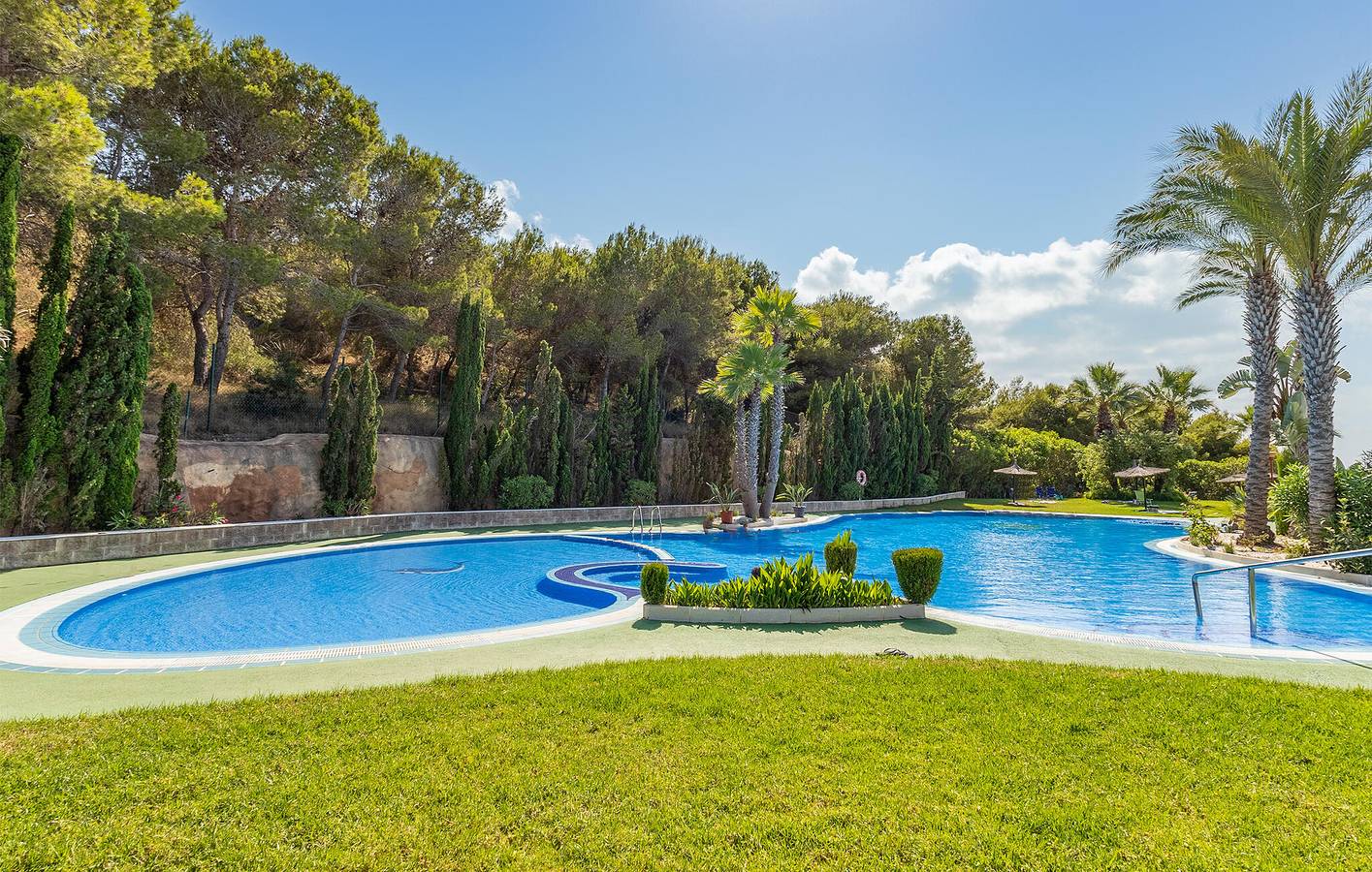 Geheel vakantieappartement, Modern Appartement bij Gran Alacant met Zwembad & Terras in Santa Pola, Costa Blanca