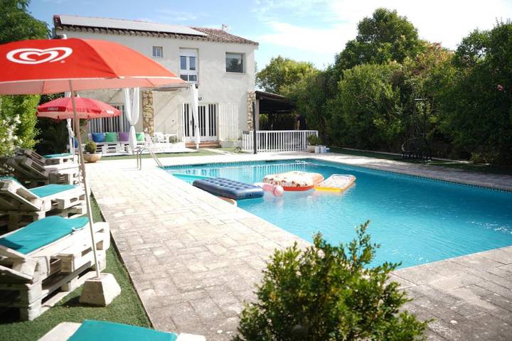 Casa rural para 14 personas, con Terraza y Piscina en Alcañiz