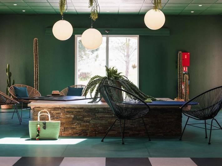 Hôtel pour 2 personnes, avec vue et jardin à Les Pennes-Mirabeau - 4