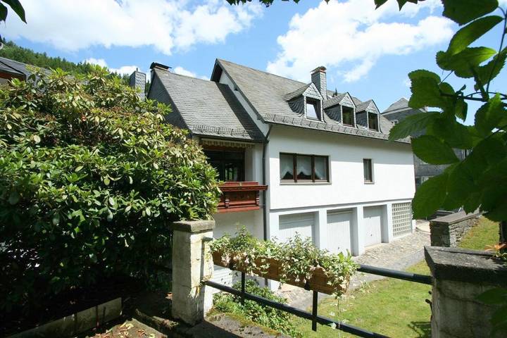 Ferienhaus für 10 Personen, mit Sauna und Garten sowie Ausblick