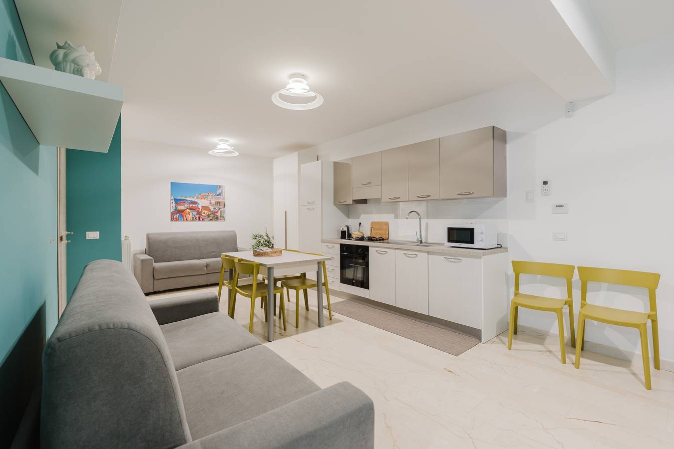 Casa Vacanze 'Azzurra Apartments Trinacria' con Vista Mare, Wi-Fi e Aria Condizionata in Balestrate, Provincia di Palermo