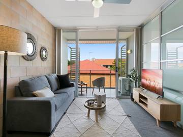 Holiday Apartment for 3 People in Southport (Queensland), Queensland, Photo 2