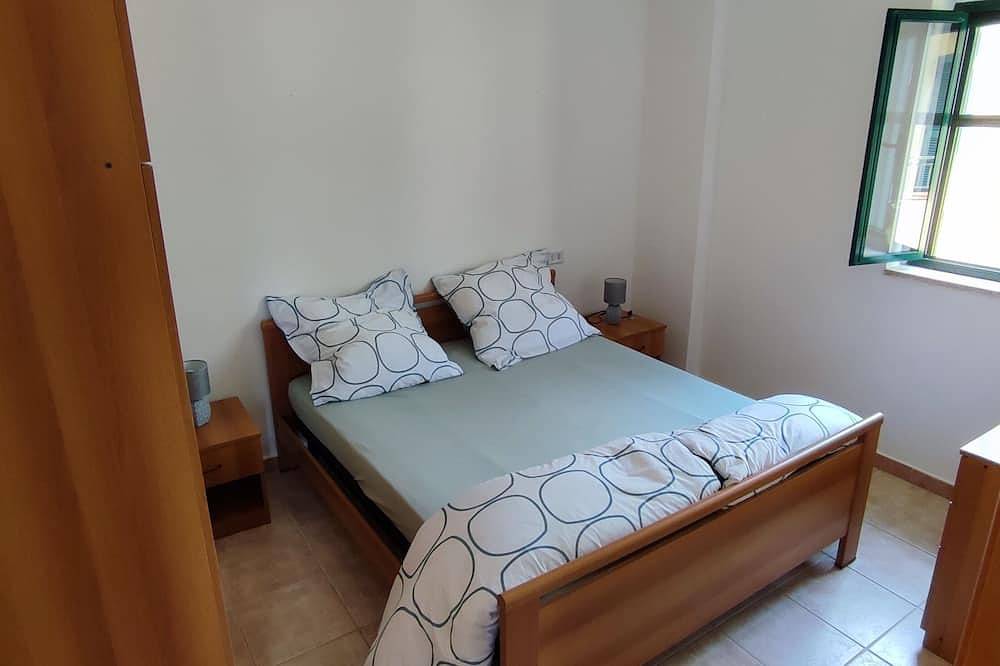 Apartamento entero, Apartment with sea view in the jewel Le Castella in Isola di Capo Rizzuto, Provincia de Crotone