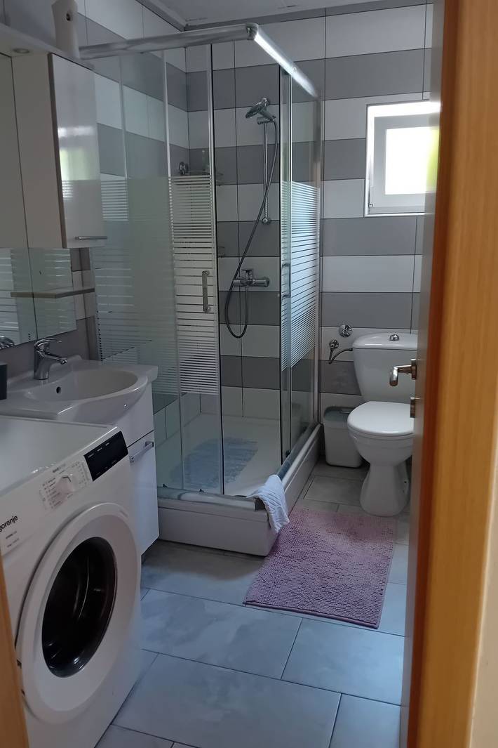Ganze Wohnung, Delfa Pećarina in Lopar, Rab