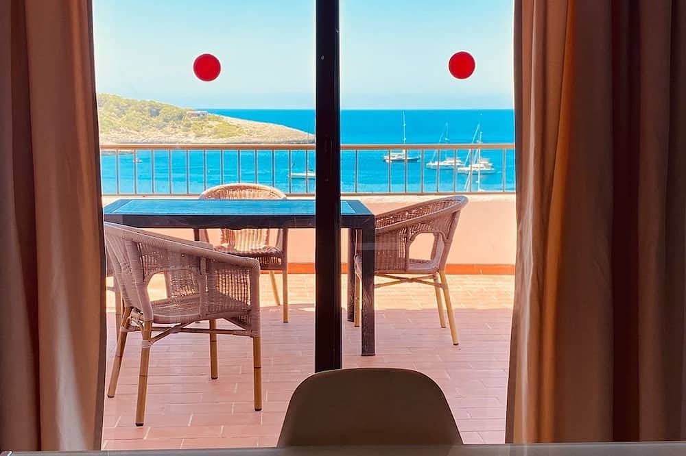 Entire apartment, Es Grop Apartments in Cala Portinatx, Sant Joan de Labritja